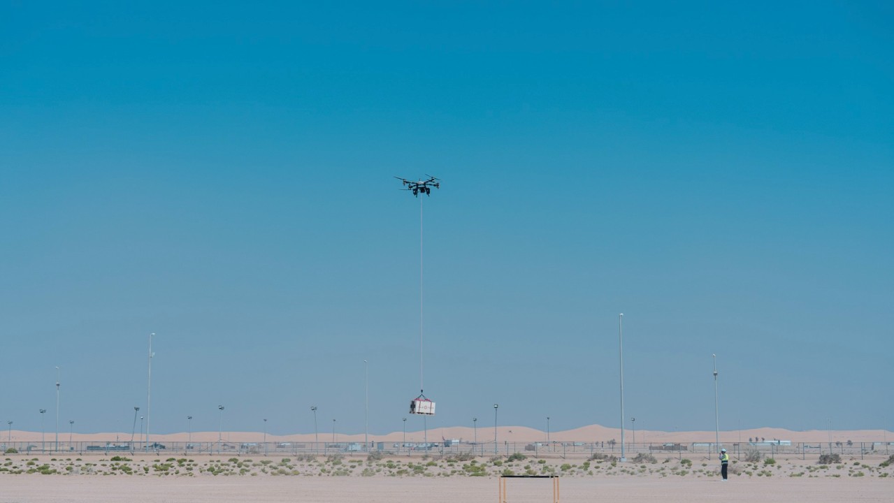 FC100 in distance with payload